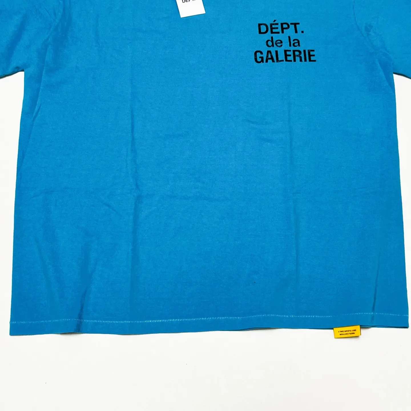 GALLERY DEPT. FRENCH TEE/LIGHT TEAL Lake Blue French Lake Blue S-XL Summer Dopamine Color American Retro Original Same OE Yarn Cone Fabric Garment Dyeing Printing Rewashed Water Distressing Simulates Natural Distressing Effect Correct Accessories Top Purchasing Level